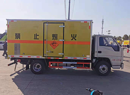 庆阳爆破器材运输车技术升级与安全合规新趋势