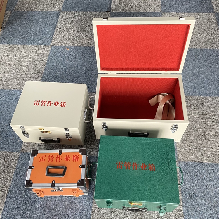 庆阳爆破工程作业箱如何选择？玻璃钢与传统材质的全面对比